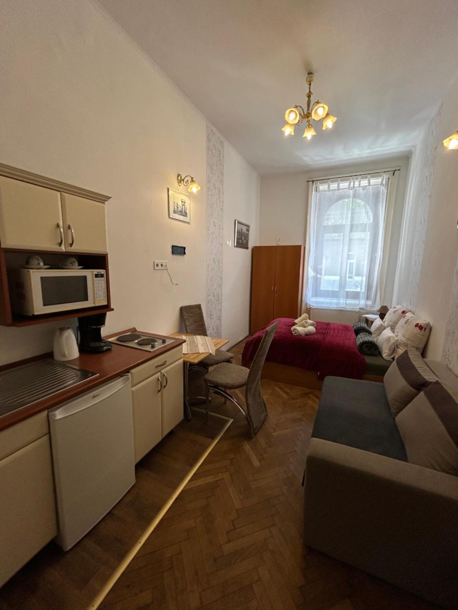 Velez Haz Apartment Будапеща Екстериор снимка